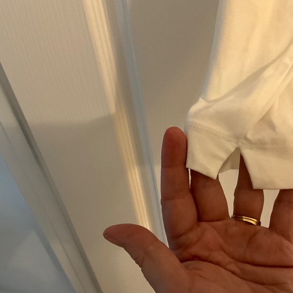 Chico‘s the ultimate tee size 4 in Chico‘s, which is US xx large.NWT - Picture 5 of 5